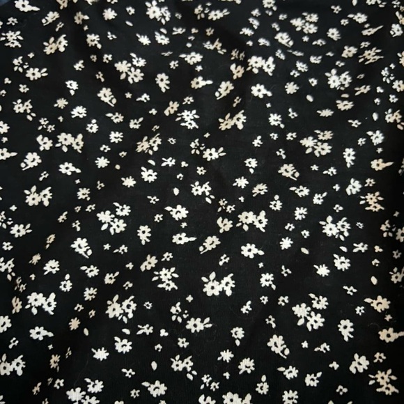 Floral Black and White Bodysuit - Picture 2 of 4